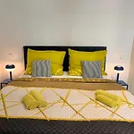Amazing Zborovska Apartamento