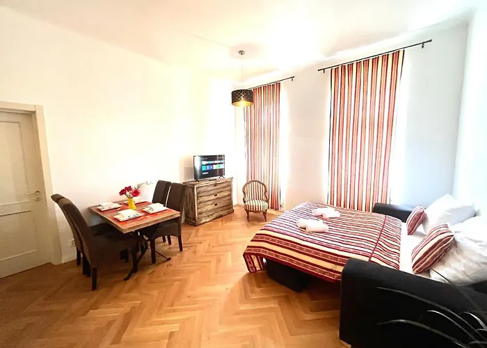 Amazing Zborovska Apartamento *