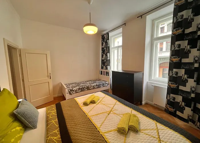 Amazing Zborovska Apartamento