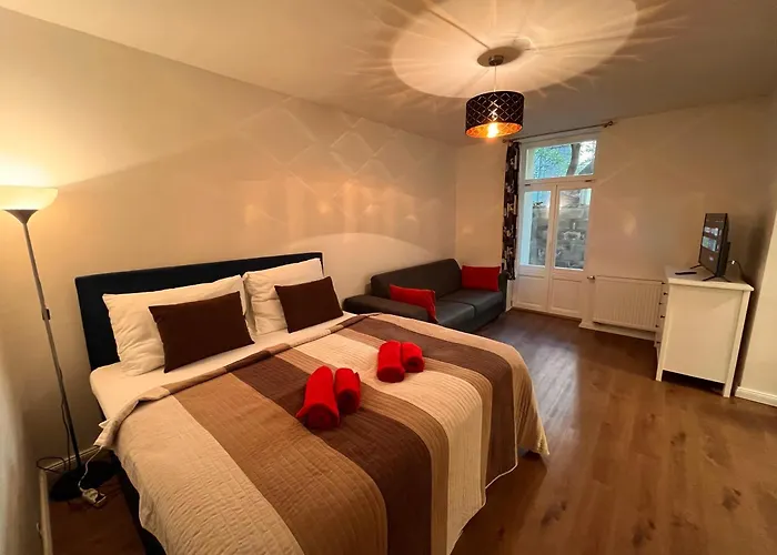 Amazing Zborovska Apartamento Praga
