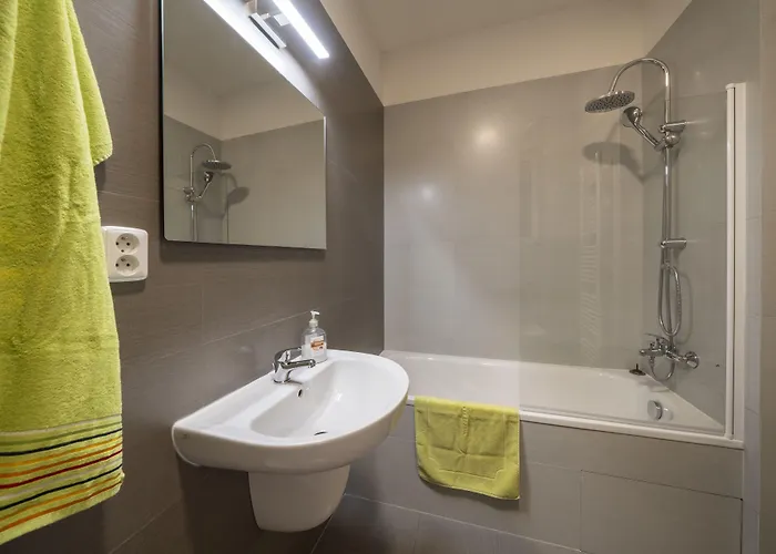 Apartamento Amazing Zborovska *