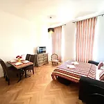 Amazing Zborovska Apartamento Praga
