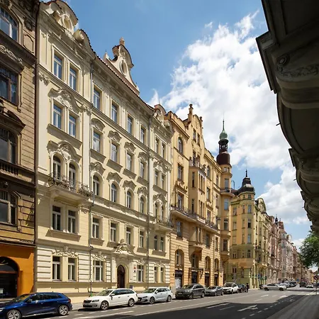 Apartment Amazing Zborovska *